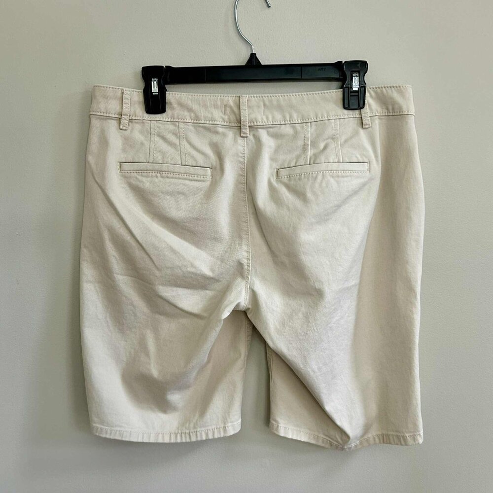 LOFT Marisa Size 8 Bermuda Shorts Tan Khaki 10 inch Inseam - Picture 2 of 6